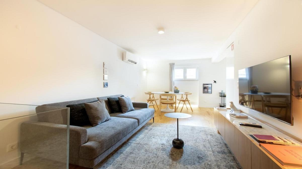 Principe Real Charming Duplex Ac Ground Floor *