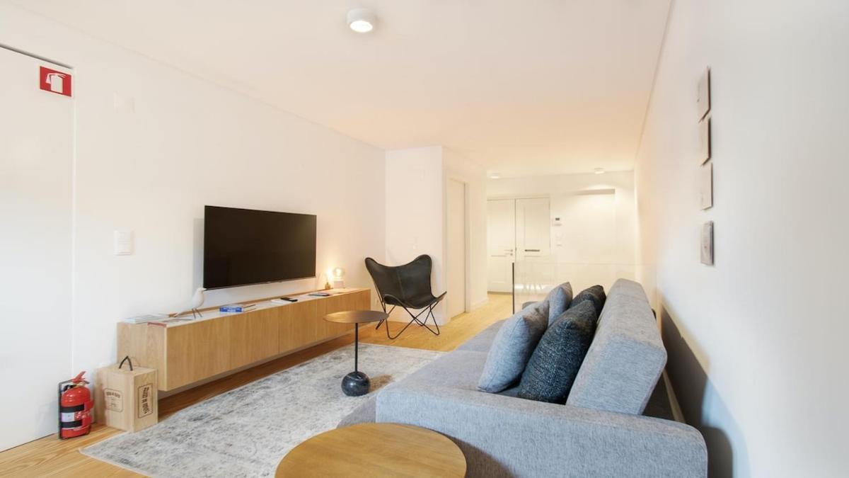 Apartment Principe Real Charming Duplex Ac Ground Floor *